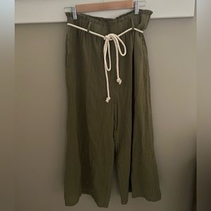 NWT Olive Paperbag Waist Pants